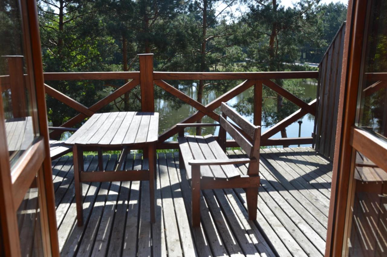 Tawerna Nad Sopotem Acomodação com café da manhã Majdan Sopocki Exterior foto